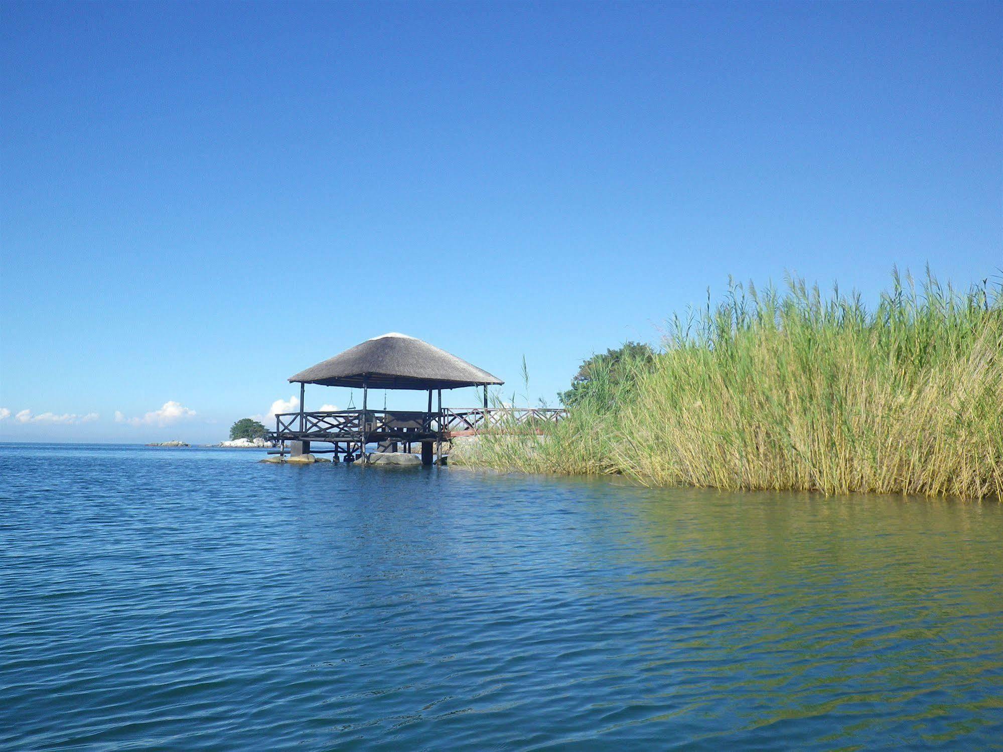 Blue Zebra Island Lodge Senga Extérieur photo